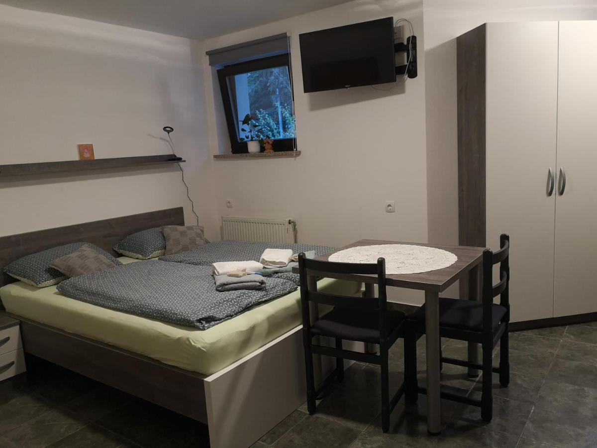 Apartma Jutersek 2+2 Libelice Exteriör bild